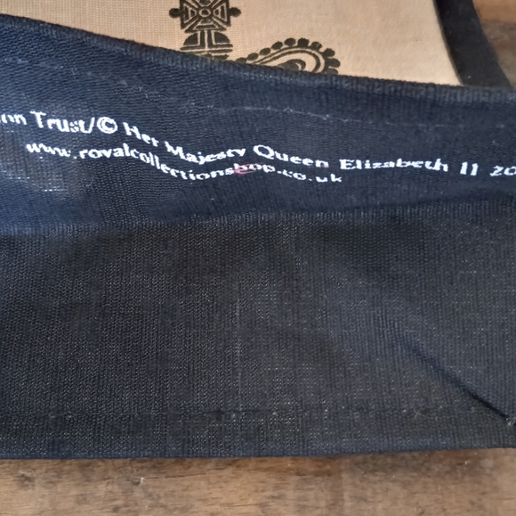 Buckingham Palace Small Tote Bag - Picture 4 of 4